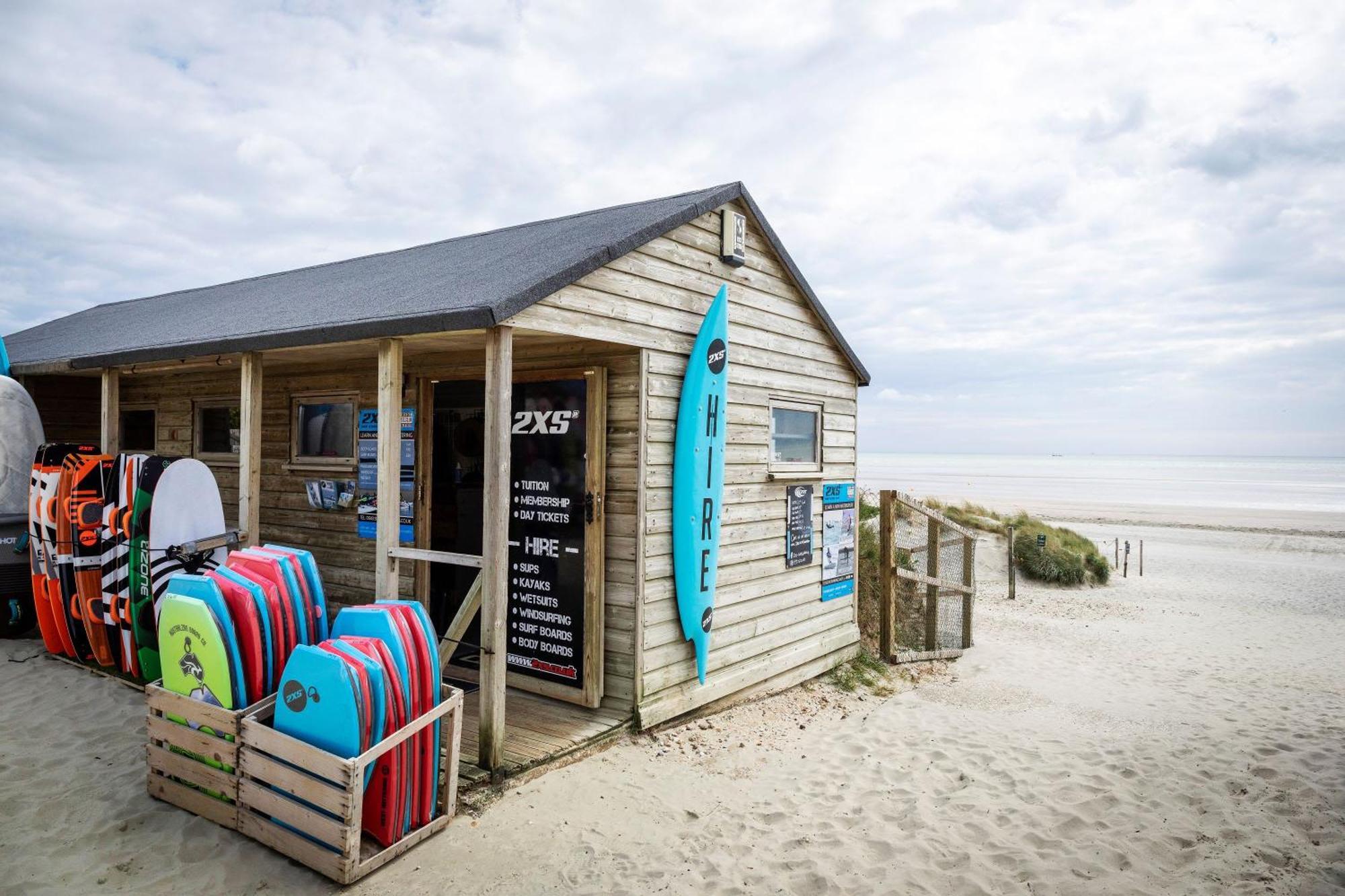 Family Seaside Retreat - 5 Minutes To Beach West Wittering Exterior photo