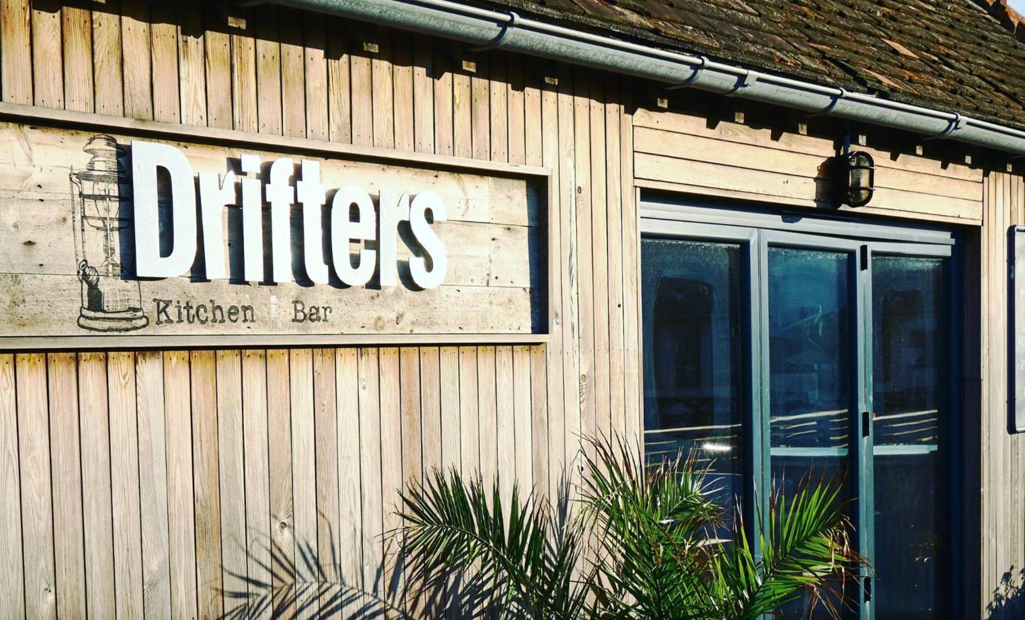 Family Seaside Retreat - 5 Minutes To Beach West Wittering Exterior photo